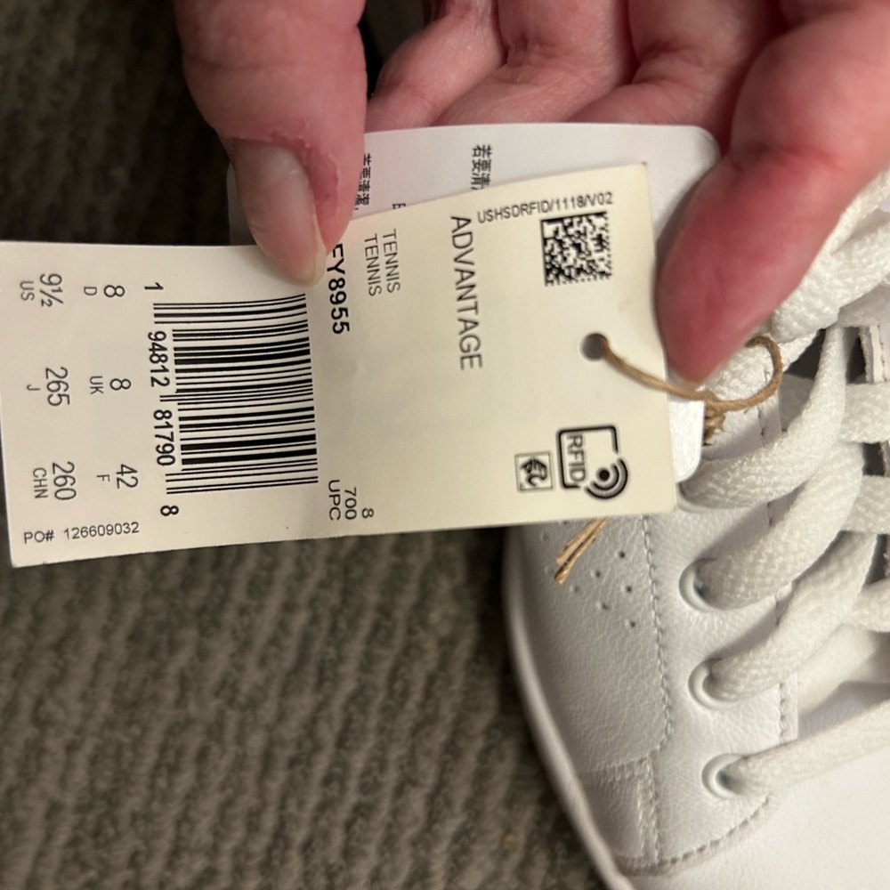 NWT Adidas Advantage Cloud Foam White Tennis Shoes - Picture 4 of 4